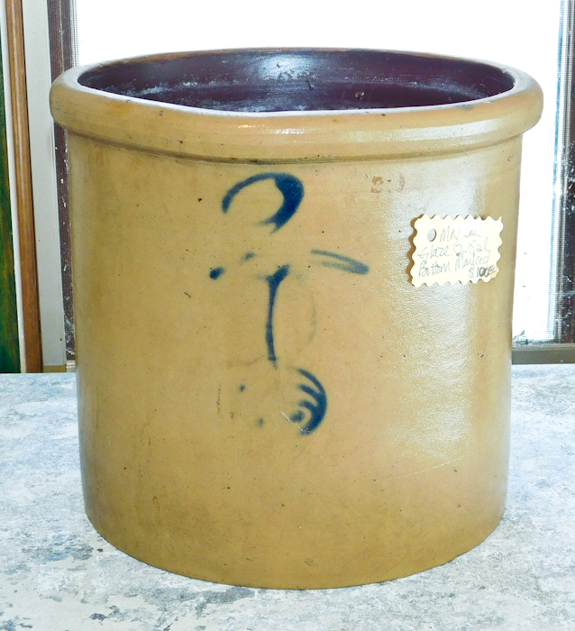 lot 73 image: Red Wing Minnesota Stoneware Co. salt glazed glazed crock