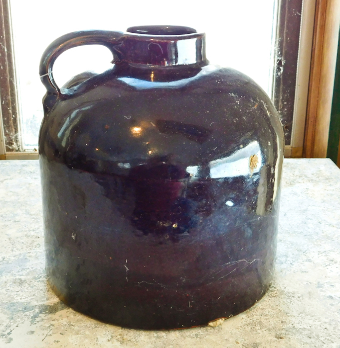 lot 75 image: Red Wing brown minnesota stoneware jug bottom marked