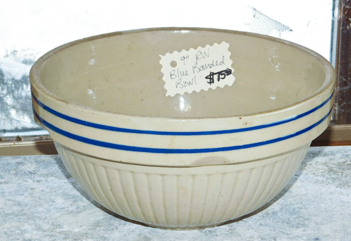 lot 87 image: unmarked stoneware mixing bowl with two blue stripes
