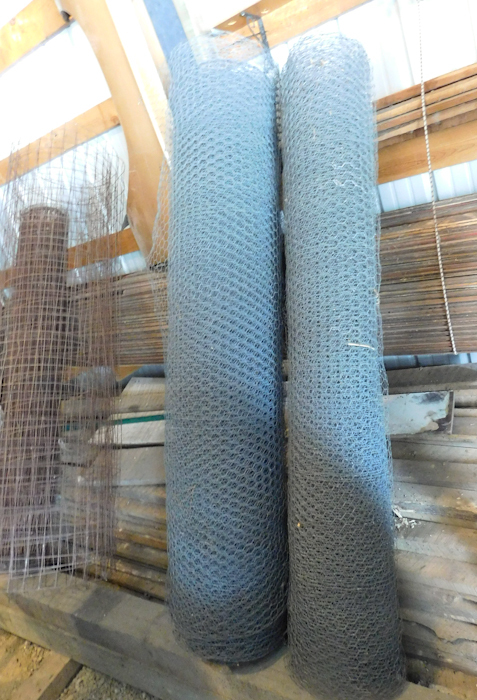 lot 26 image: two large rolls of chicken wire approx 8 wide