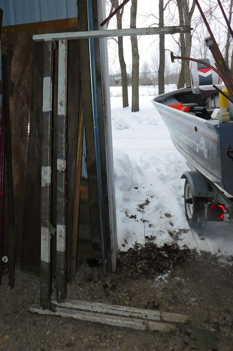 lot 32 image: pickup truck racks for raised loads