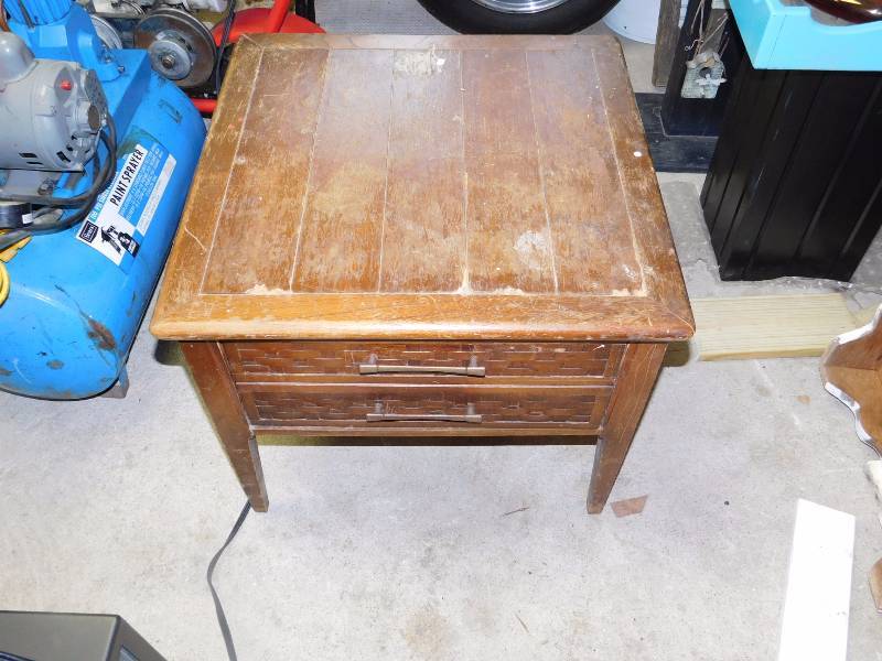 lot 158 image: vintage wooden end table with drawer