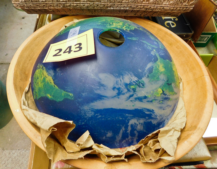 lot 243 image: pieces for more garden art