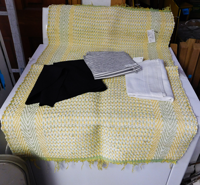 lot 251 image: vintage throw rug and linens