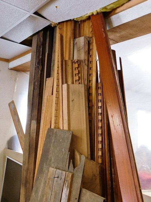 lot 261 image: this is a large lot of vintage lumber trim rough sawn wood  for various projects