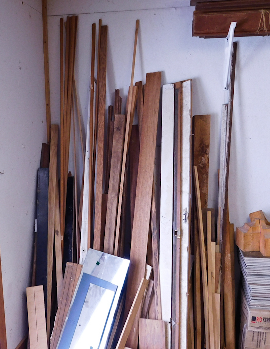 lot 263 image: another corner lot of wood and trim