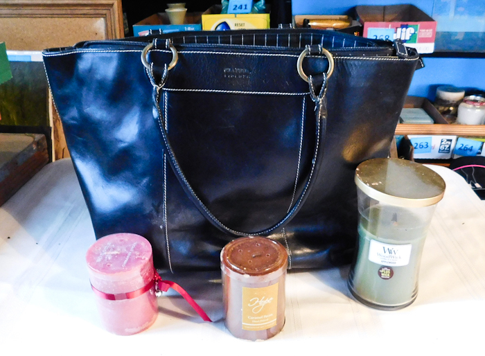 lot 285 image: Claudia Firenze black purse and candles please see photos and inspect