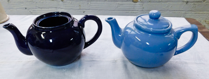 lot 46 image: two unmarked coffee tea pots cobalt blue and light blue