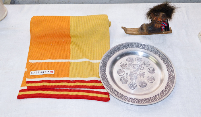 lot 55 image: Fosse-Troll, Dale Sport scarf really cool lot of Norwegian items