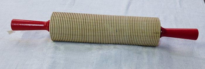 lot 76 image: Scandinavian lefse rolling pin