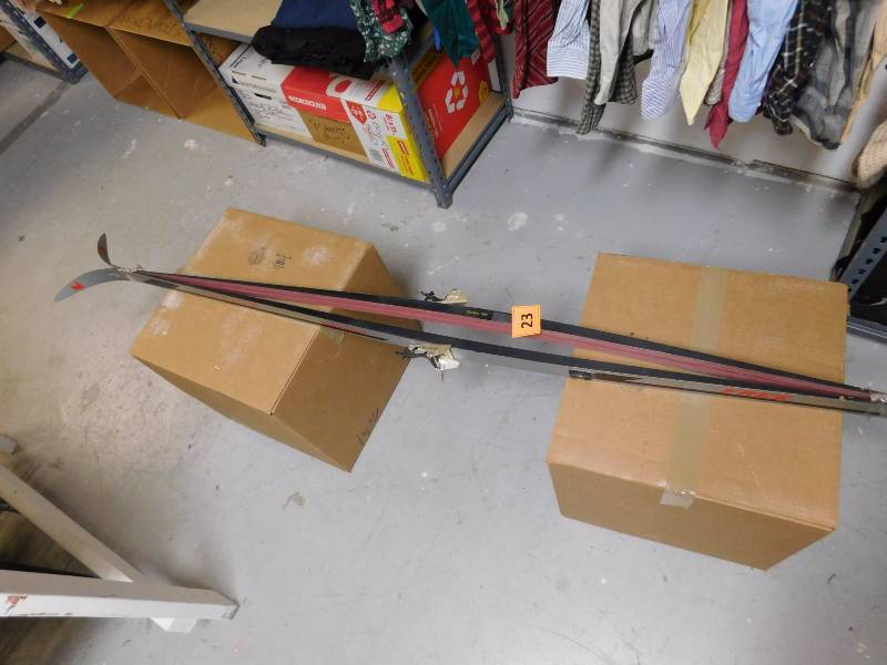 lot 23 image: vintage Free made in Austria cross country skis