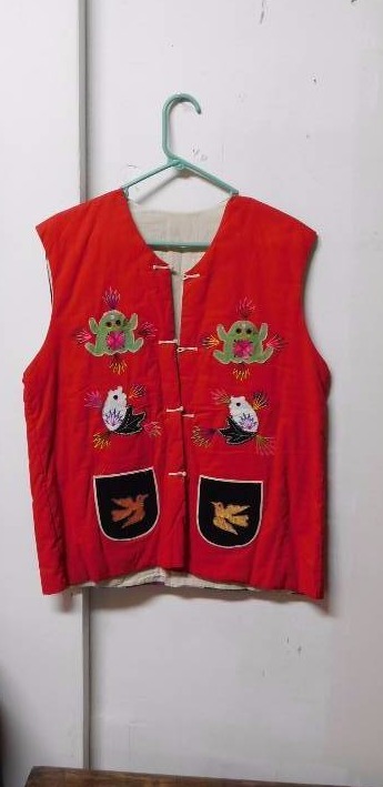 lot 128 image: Chinese inspired Zodiac vest womens large