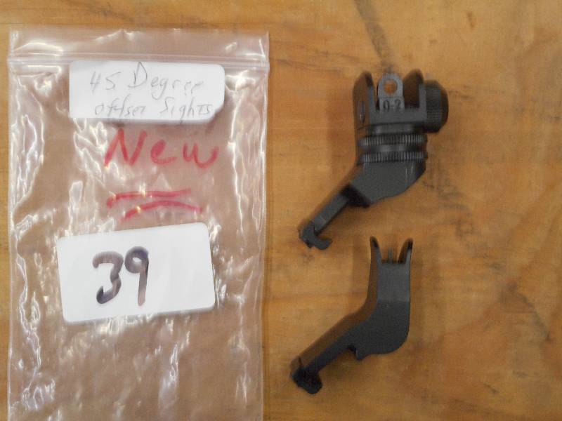 lot 39 image: Unusd 45-Degree Offset Sights ...