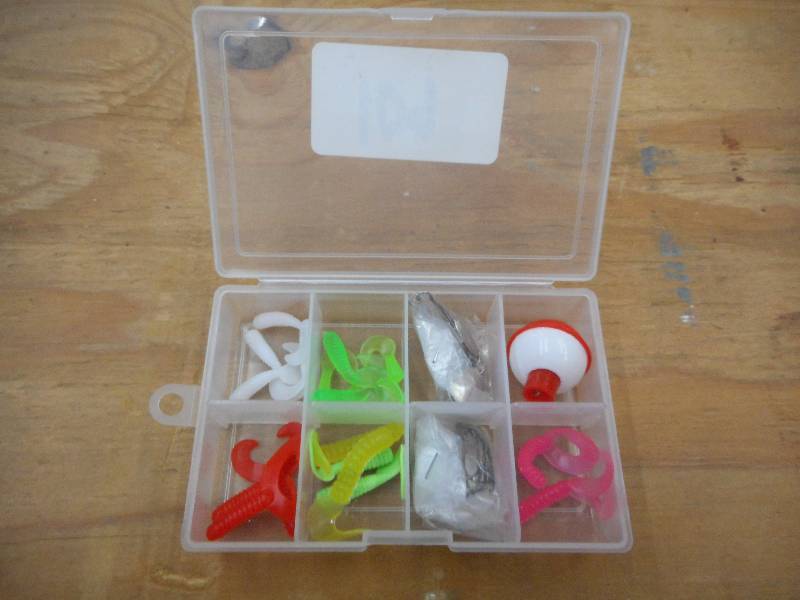 lot 109 image: Plastic Box Full Of Assorted Tackle...