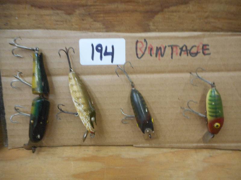 lot 194 image: (4) Assorted Vintage Lures ...