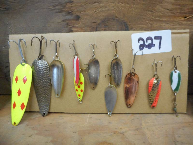 lot 227 image: (11) Assorted Spoon Lures ...