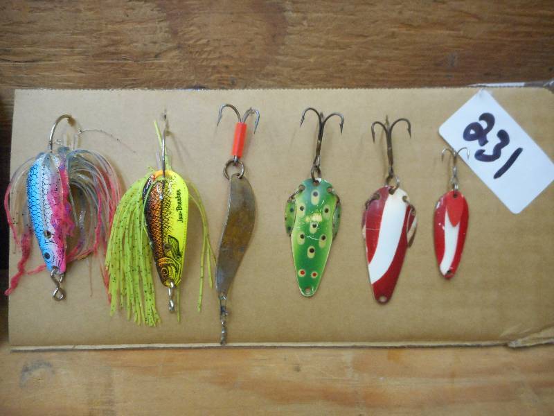 lot 231 image: (6) Assorted Spoon Lures ...