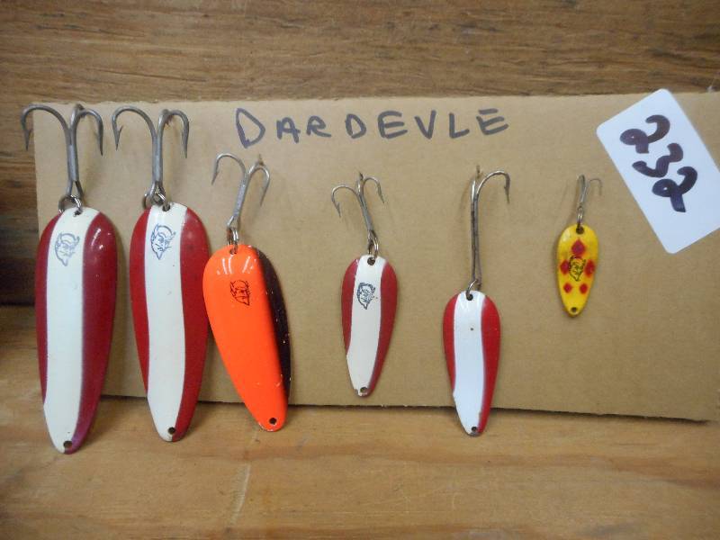 lot 232 image: (6) Dare Devil Spoon Lures ...