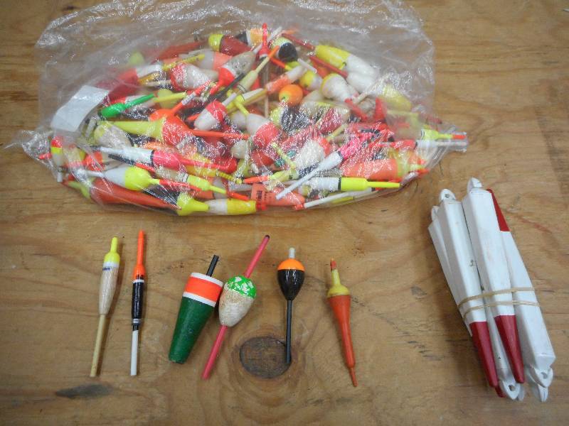 lot 282 image: Large Lot Of Assorted Bobbers ...
