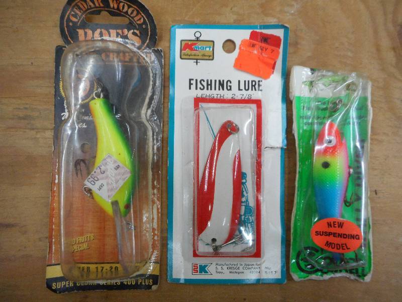 lot 300 image: Lot Of Assorted Tackle ...