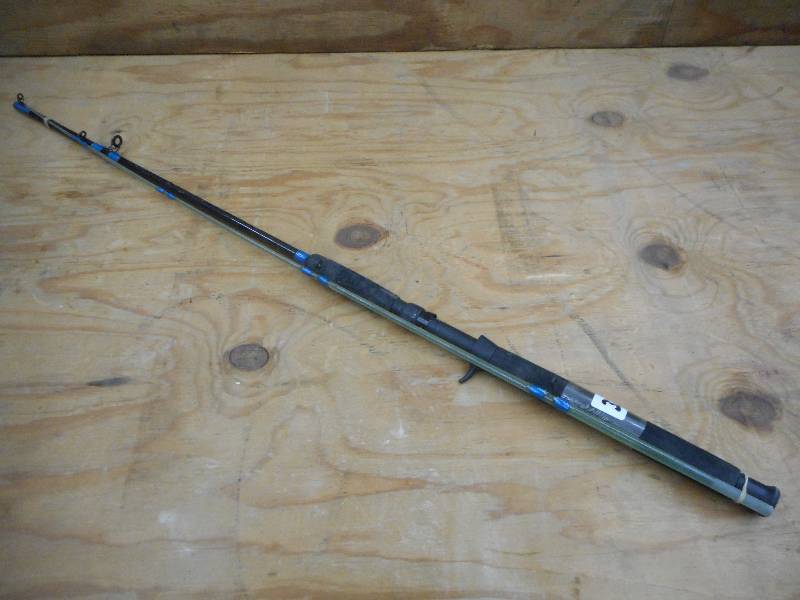 lot 335 image: Zebco Boss Hawg 2-Piece 7ft Medium...