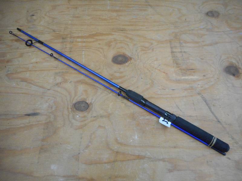 lot 337 image: South Bend Fishin Pal 5ft 2-Piece S...
