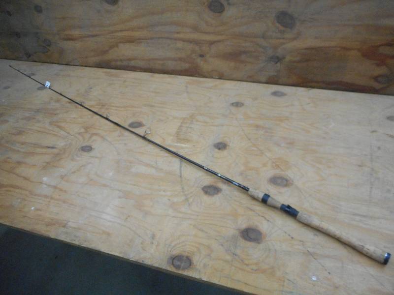 lot 349 image: Fenwick HMX 2-Piece IM7 66 Medium...