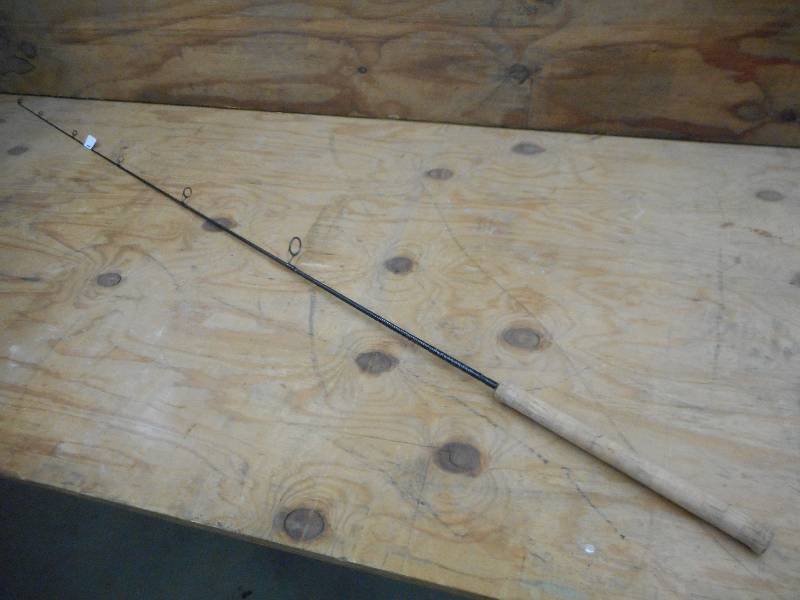lot 351 image: Pinnacle SPX3 6ft Medium Action Spi...
