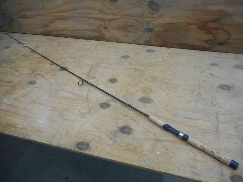 lot 352 image: Fenwick HMX 66 Medium Action Spin...