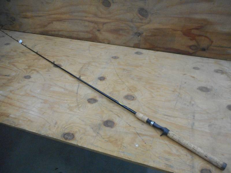lot 354 image: St. Croix Triumph 7ft MediumHeavy ...