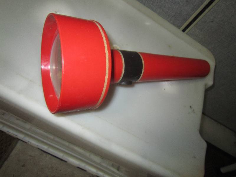 Long Handled Flashlight Everready 13