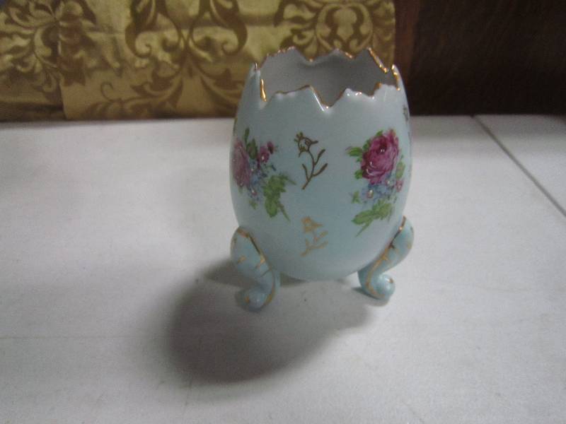 Footed Egg - Napcoware Imported from Japan c399N