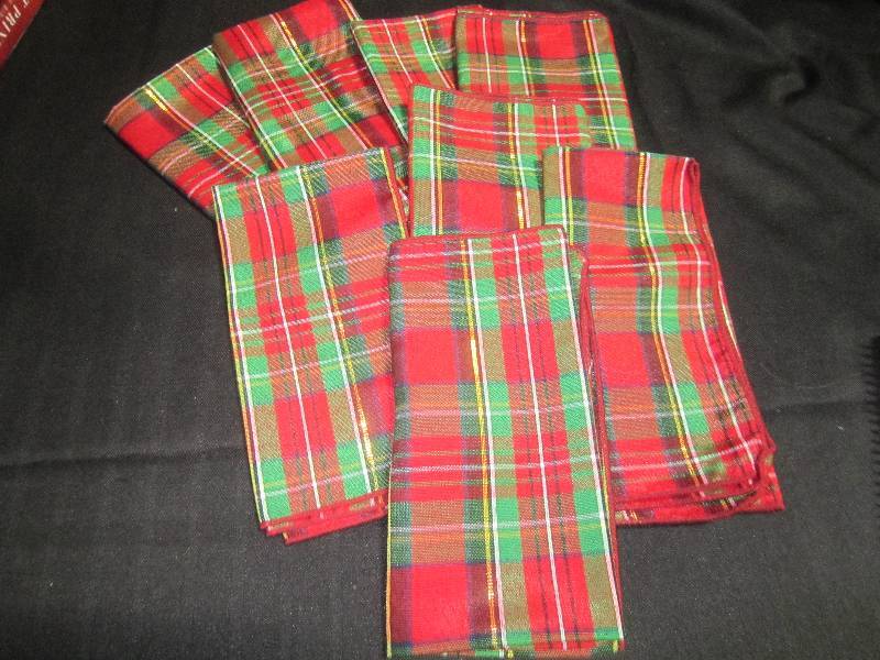 Set of 8 Christmas Napkins New