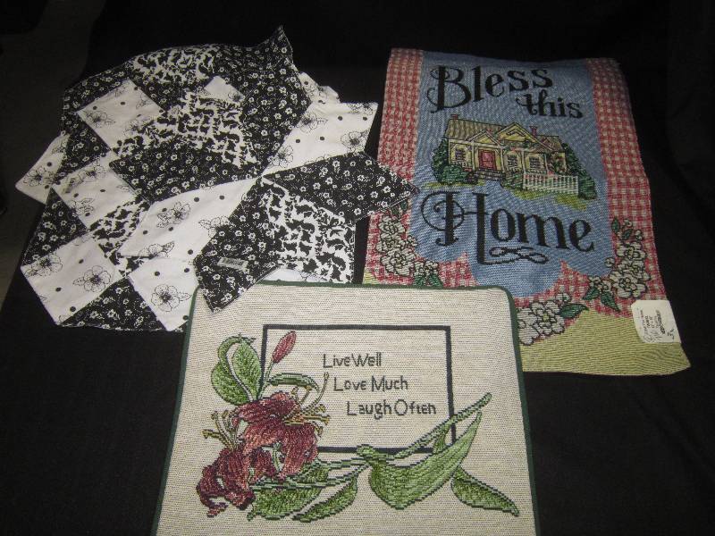 Placemats x 3, Wallhanging, Tapestry, Pillow Cover