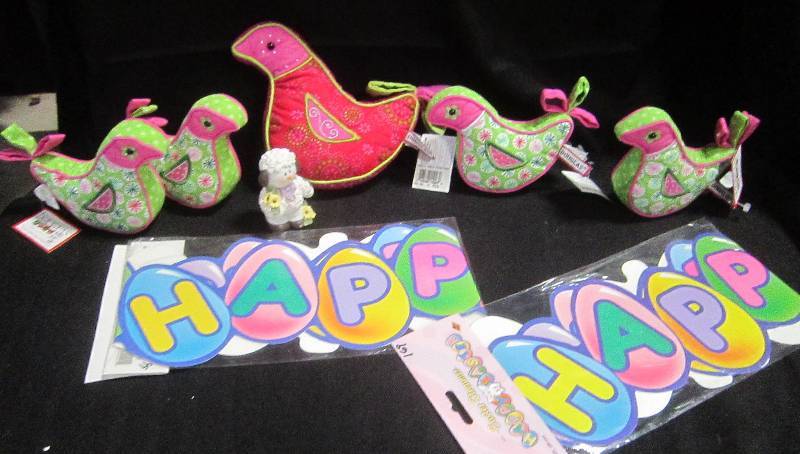 2 Happy Easter Streamers, Lamb, Chicks