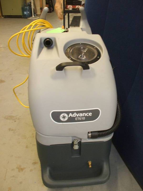 lot 15 image: US Products Heated, Portable Extractor
