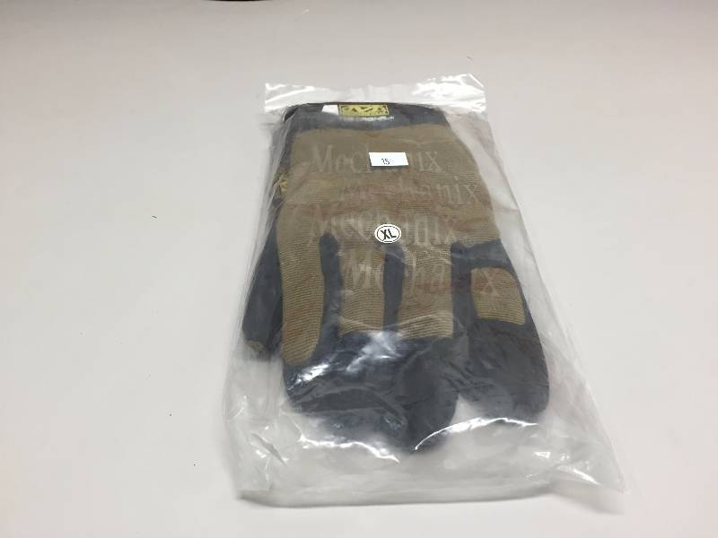 MECHANIX GLOVES
