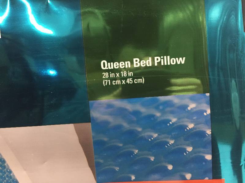 QUEEN BED MEMORY FOAM PILLOW