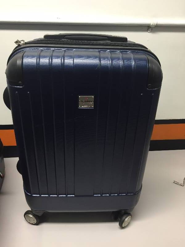 TRAVEL SET POLYCARBONATE 2PC