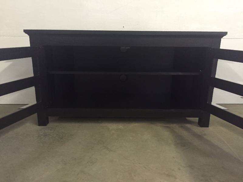TV STAND BLACK (NEW)
