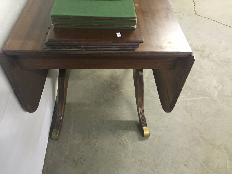 DINING ROOM TABLE