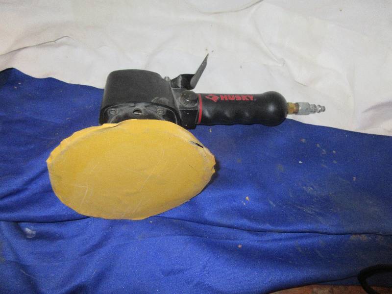 HUSKY DUEL ACTION AIR SANDER