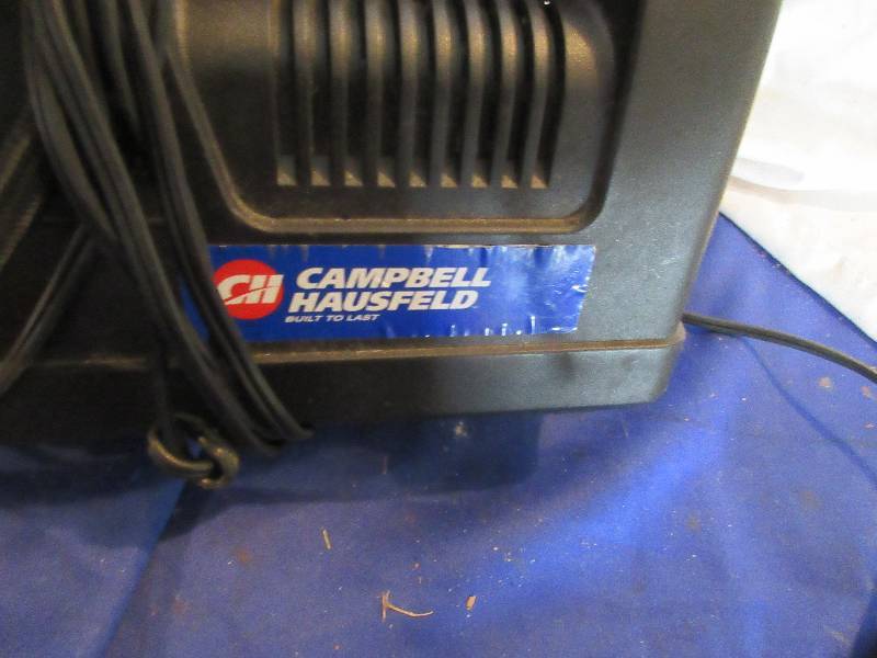CAMPBELL HAUSFELD PORTABLE AIR COMPRESSER