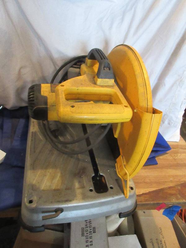 DEWALT CHOP SAW