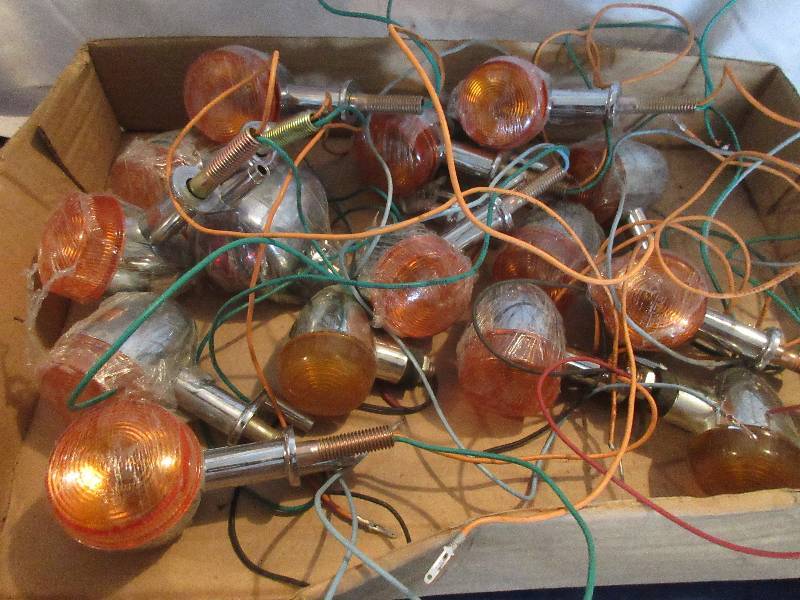 WHOLE BOX OF TRAILER LIGHTS