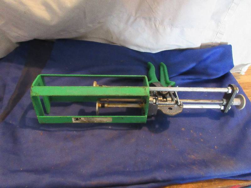 3 M  MANUAL APPLICATOR