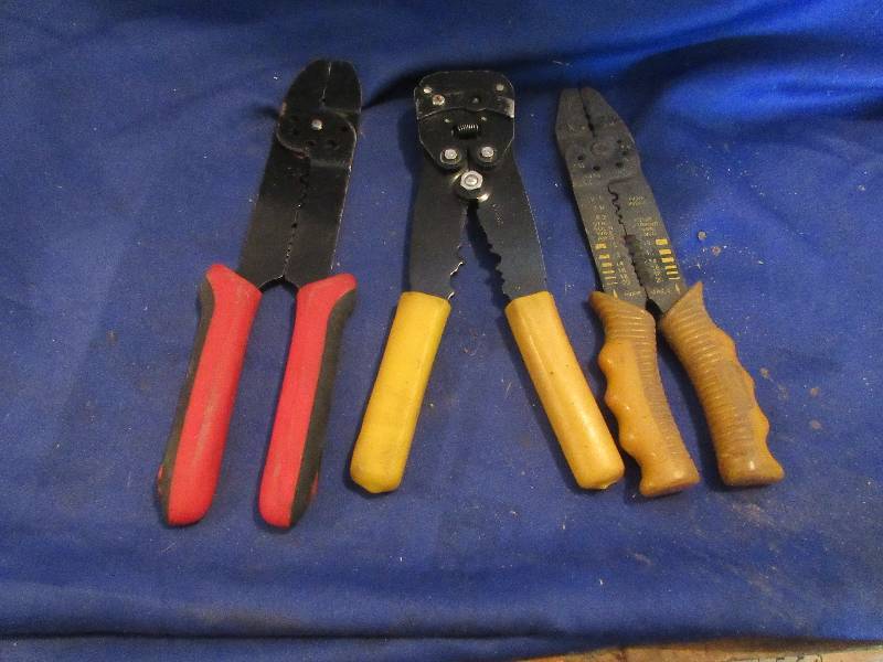 3 WIRE STRIPPERS