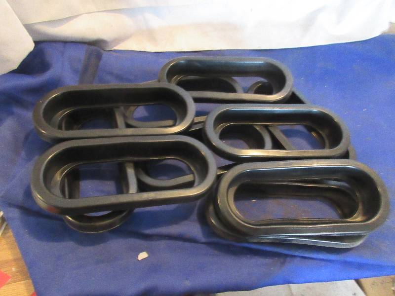 RUBBER LIGHT RINGS