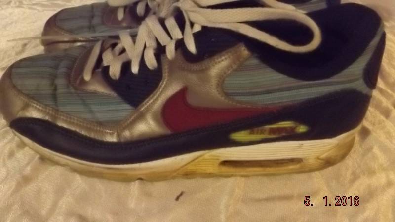 Size 12 Mens Nike Air Shoes