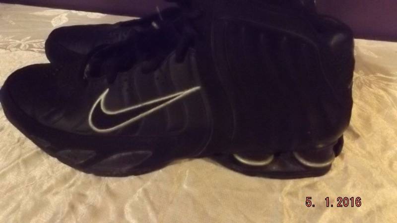 Mens Size 12 Nike Shox Shoes